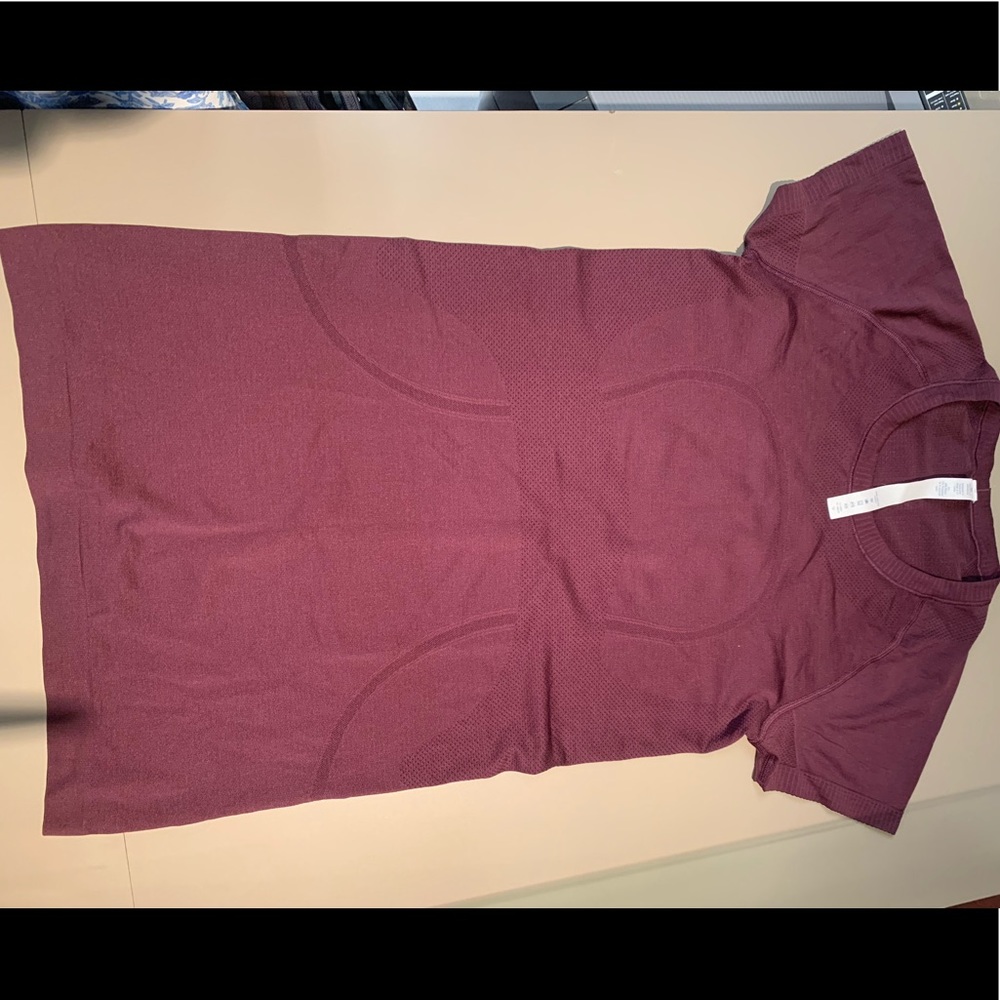 Swiftly Tech Short Sleeve